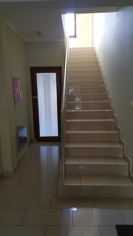 ריסאן Roman Gardens Studio Apartment מראה חיצוני תמונה