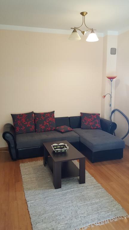 ריסאן Roman Gardens Studio Apartment מראה חיצוני תמונה